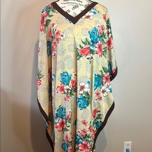 Miss Lavish Beige and Black Textured Poncho